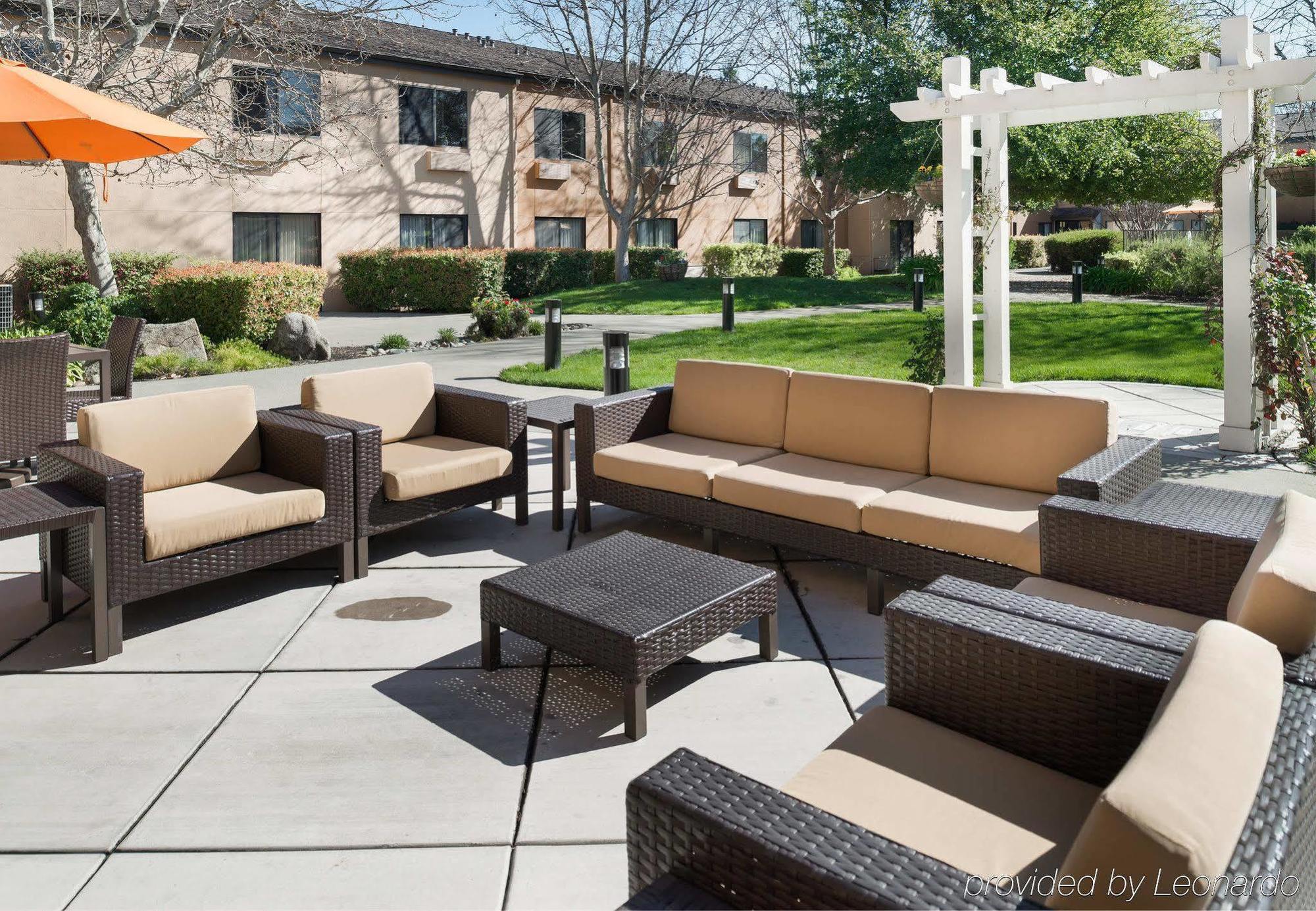 Courtyard By Marriott Vacaville Esterno foto